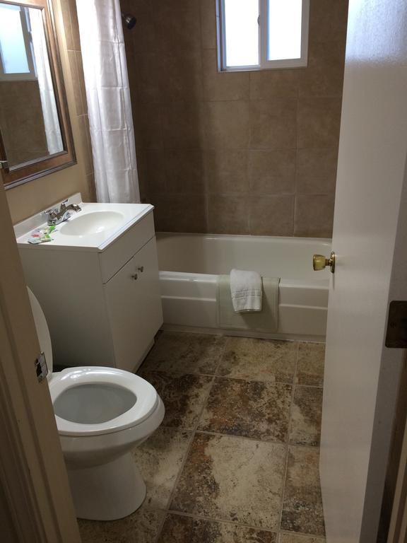 Townhouse Inn & Suites Klamath Falls Exteriör bild