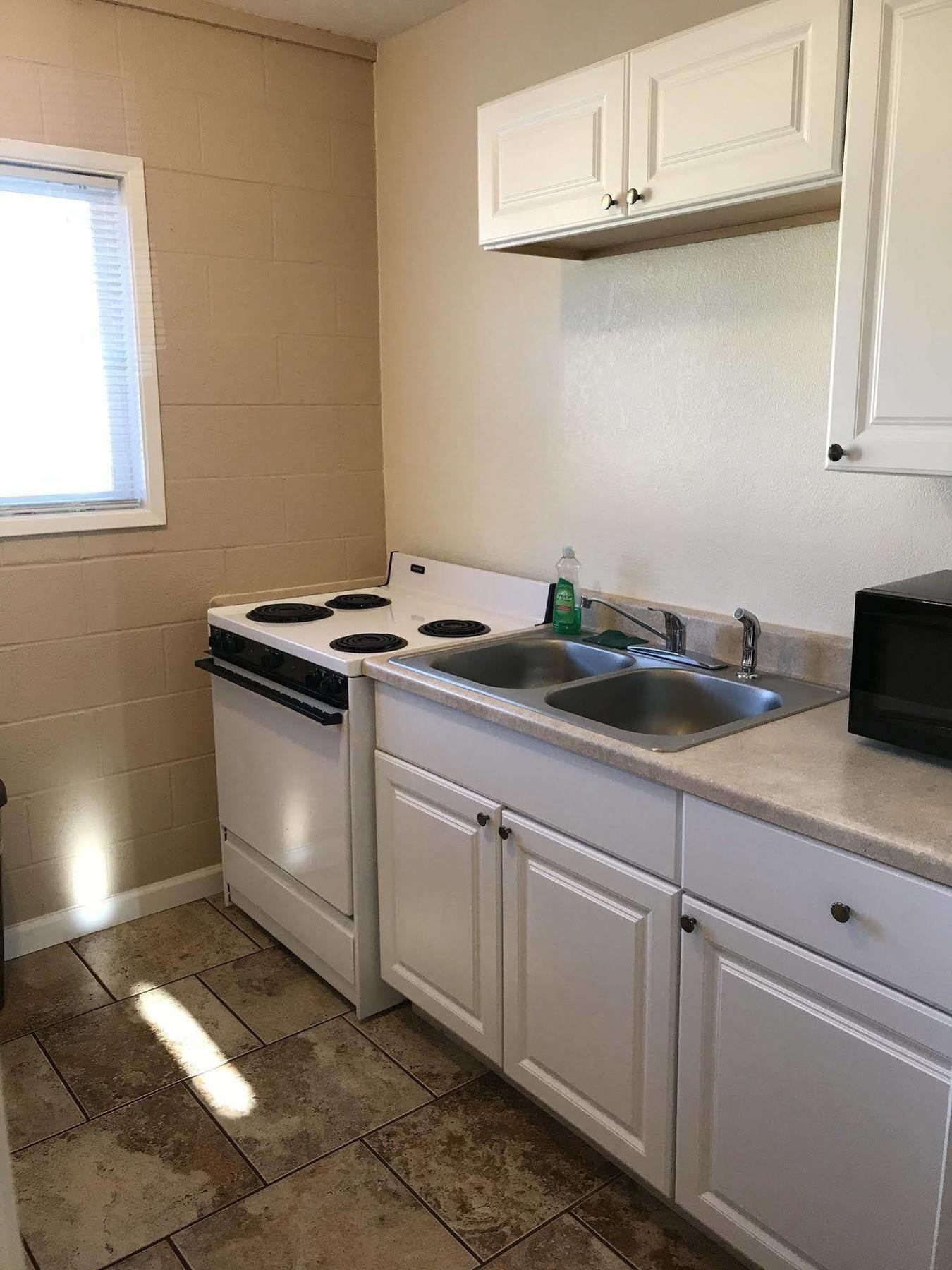 Townhouse Inn & Suites Klamath Falls Exteriör bild