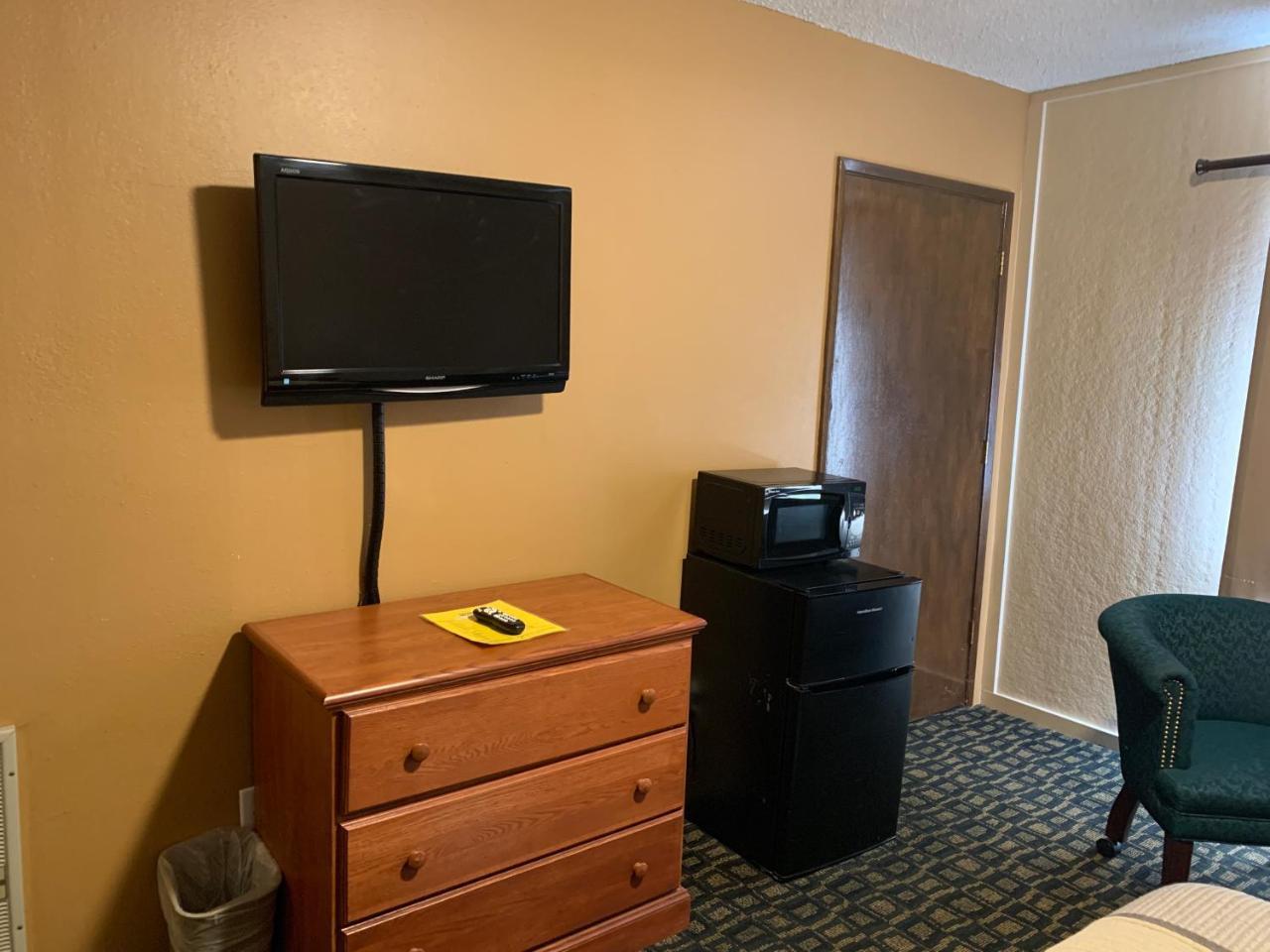 Townhouse Inn & Suites Klamath Falls Exteriör bild